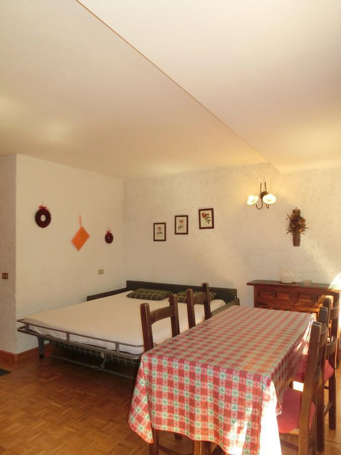 Monolocale Alberti Rainalter Madonna Habitación foto